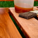 Ochranné oleje na drevo – pre oživenie a drobné opravy dreva